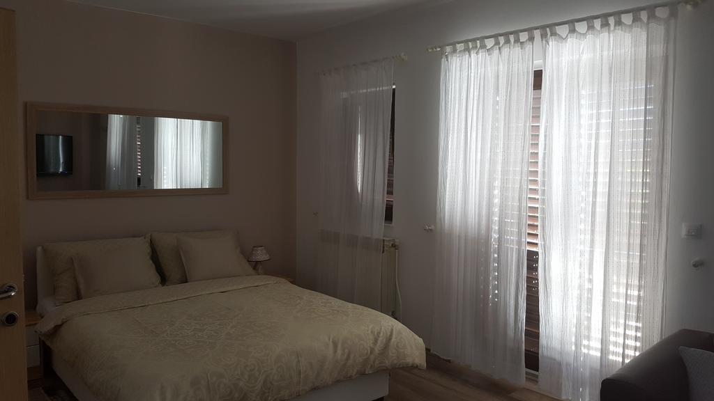 House Tudic Appartement Drežnik Grad Buitenkant foto